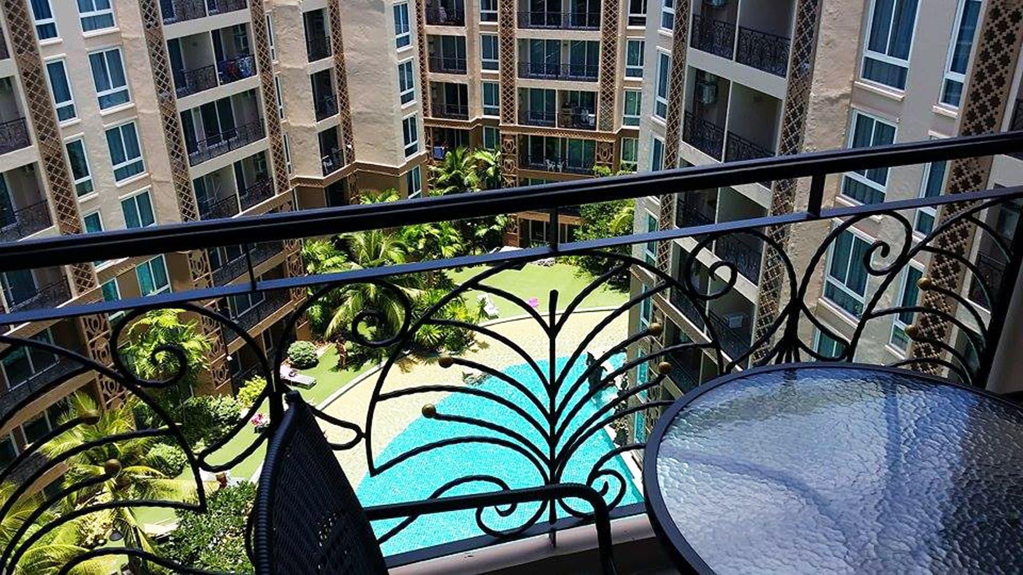 Atlantis Condo Resort Jomtien Beach Exteriör bild