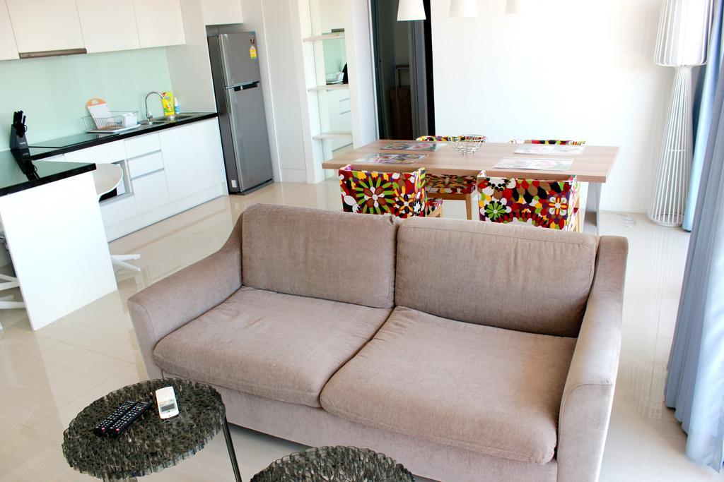 Atlantis Condo Resort Jomtien Beach Rum bild