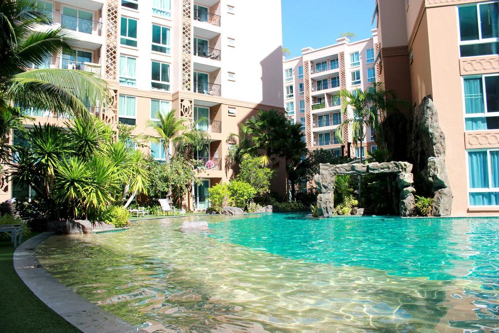 Atlantis Condo Resort Jomtien Beach Rum bild